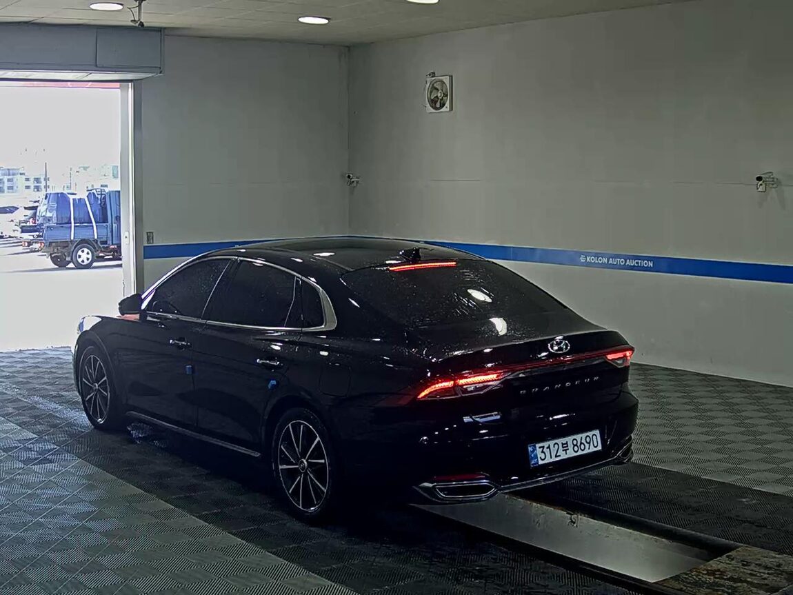 HYUNDAI THE NEW GRANDEUR IG GASOLINE 2.5 LE BLANC 2023 - zdjęcie 6