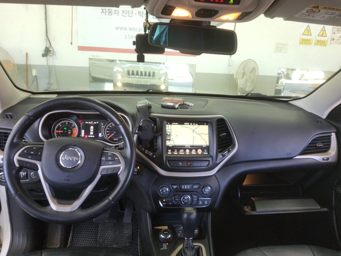 JEEP CHEROKEE (KL) 2.0 CRD AWD LONGITUDE 2015 - zdjęcie 11