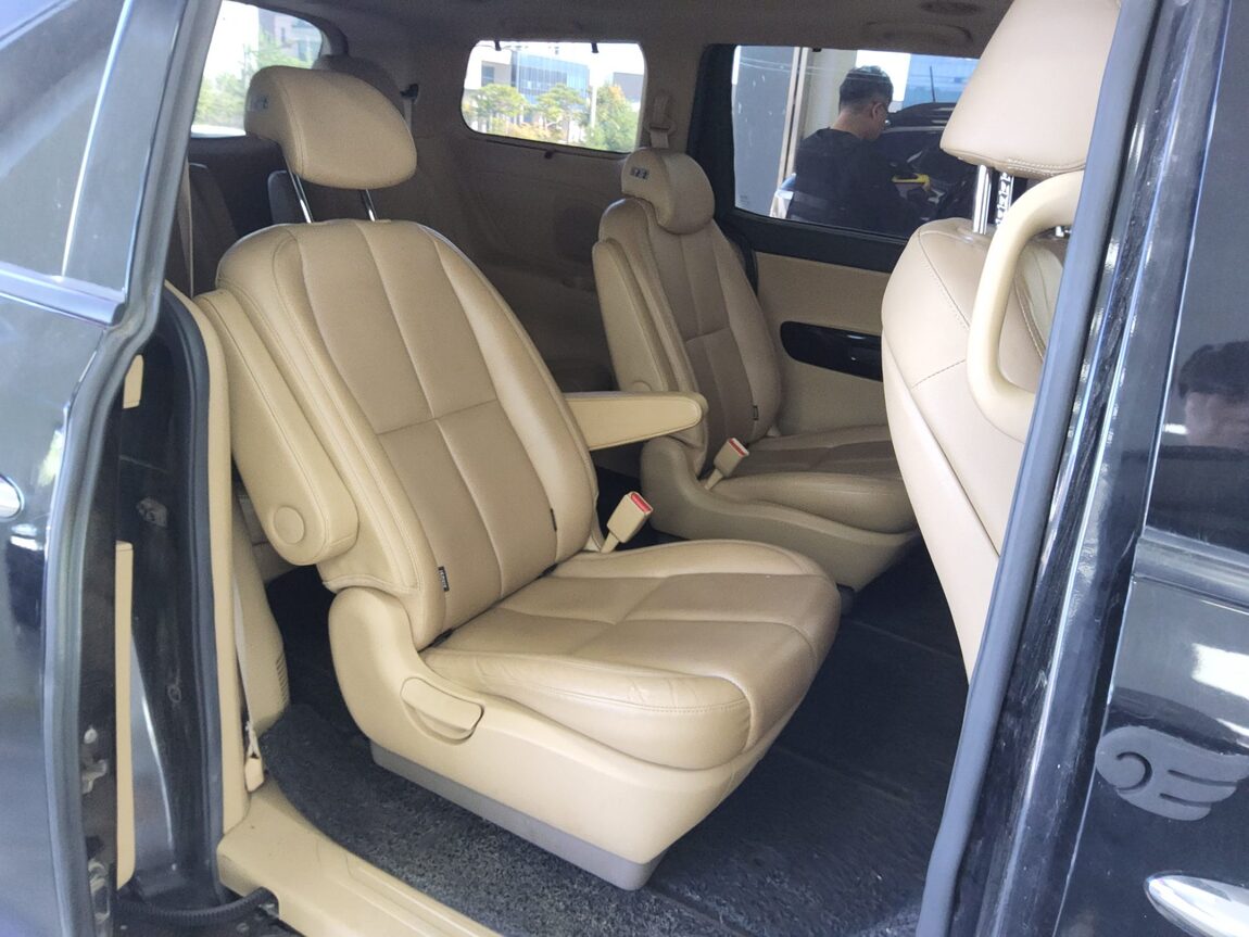 KIA THE NEW CARNIVAL 9-SEATER GASOLINE NOBLESSE SPECIAL 2019 - zdjęcie 13