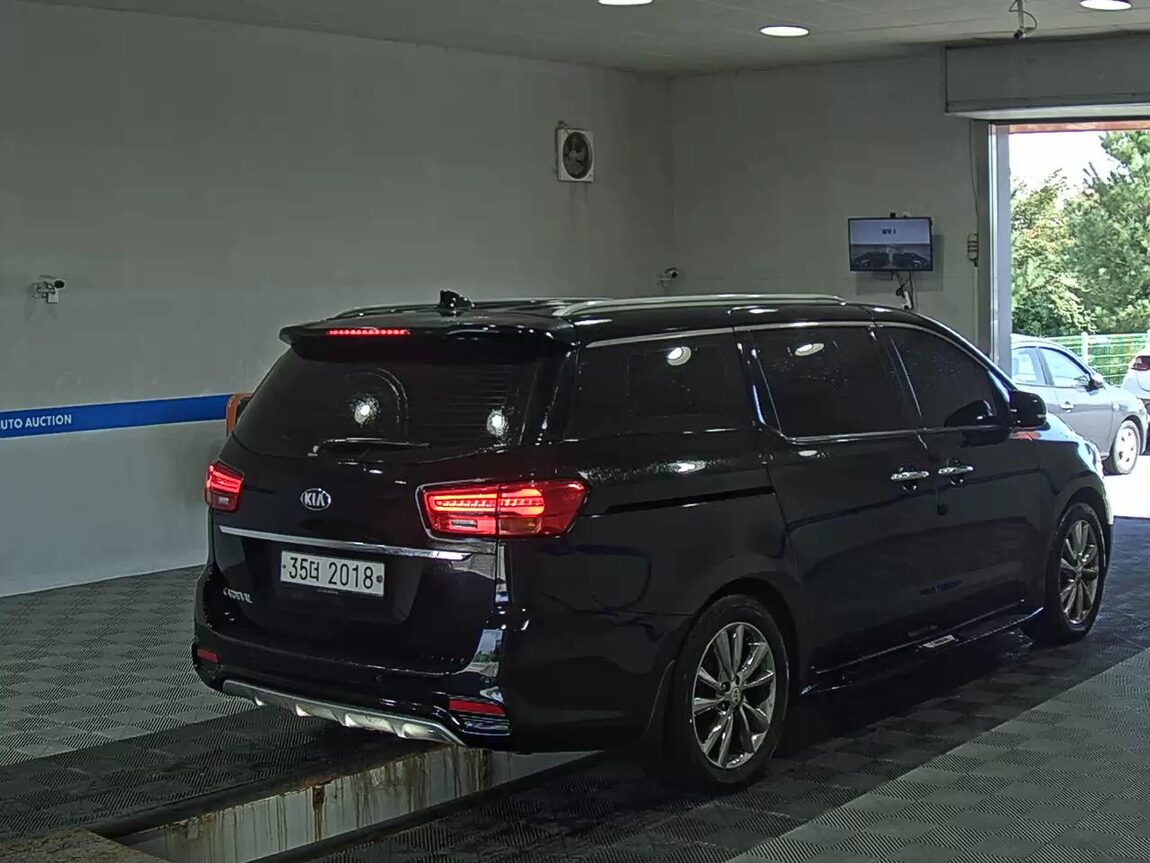 KIA THE NEW CARNIVAL 9-SEATER GASOLINE NOBLESSE SPECIAL 2019 - zdjęcie 5