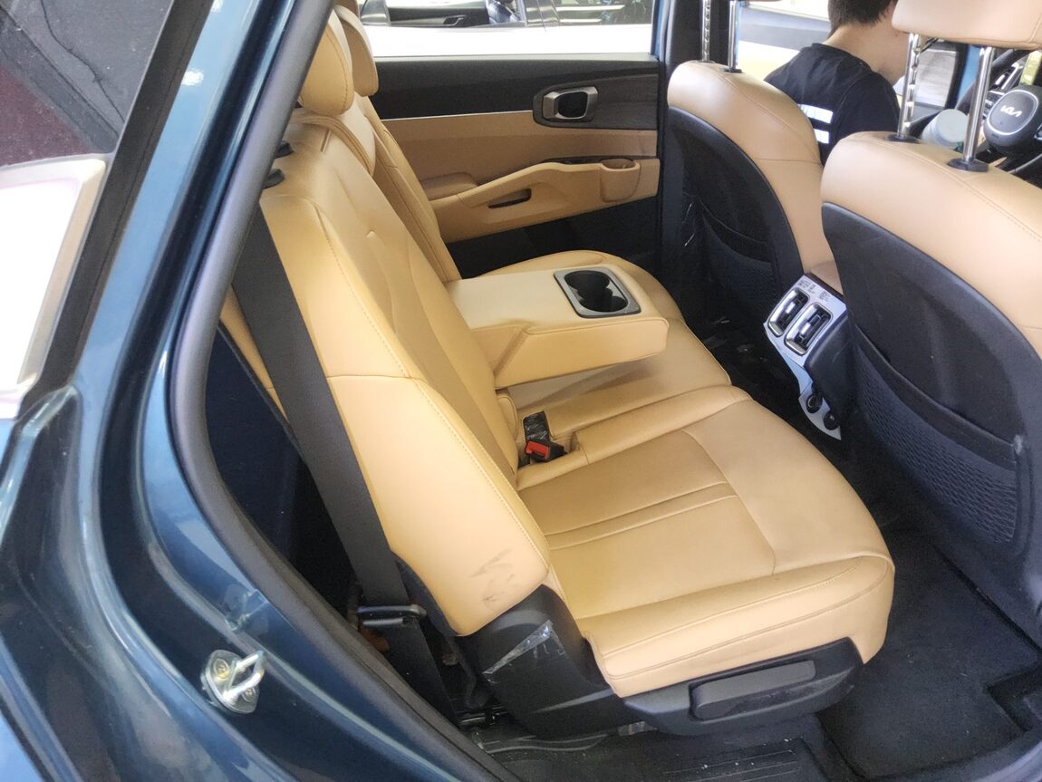 KIA NEW SORENTO (MQ4) 2.5 GASOLINE 2WD PRESTIGE 2022 - zdjęcie 13