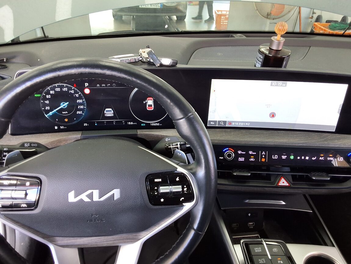 KIA K8 HYBRID HEV NOBLESSE 2022 - zdjęcie 18