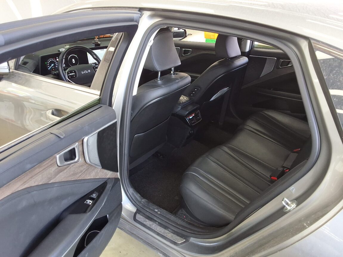 KIA K8 HYBRID HEV NOBLESSE 2022 - zdjęcie 13