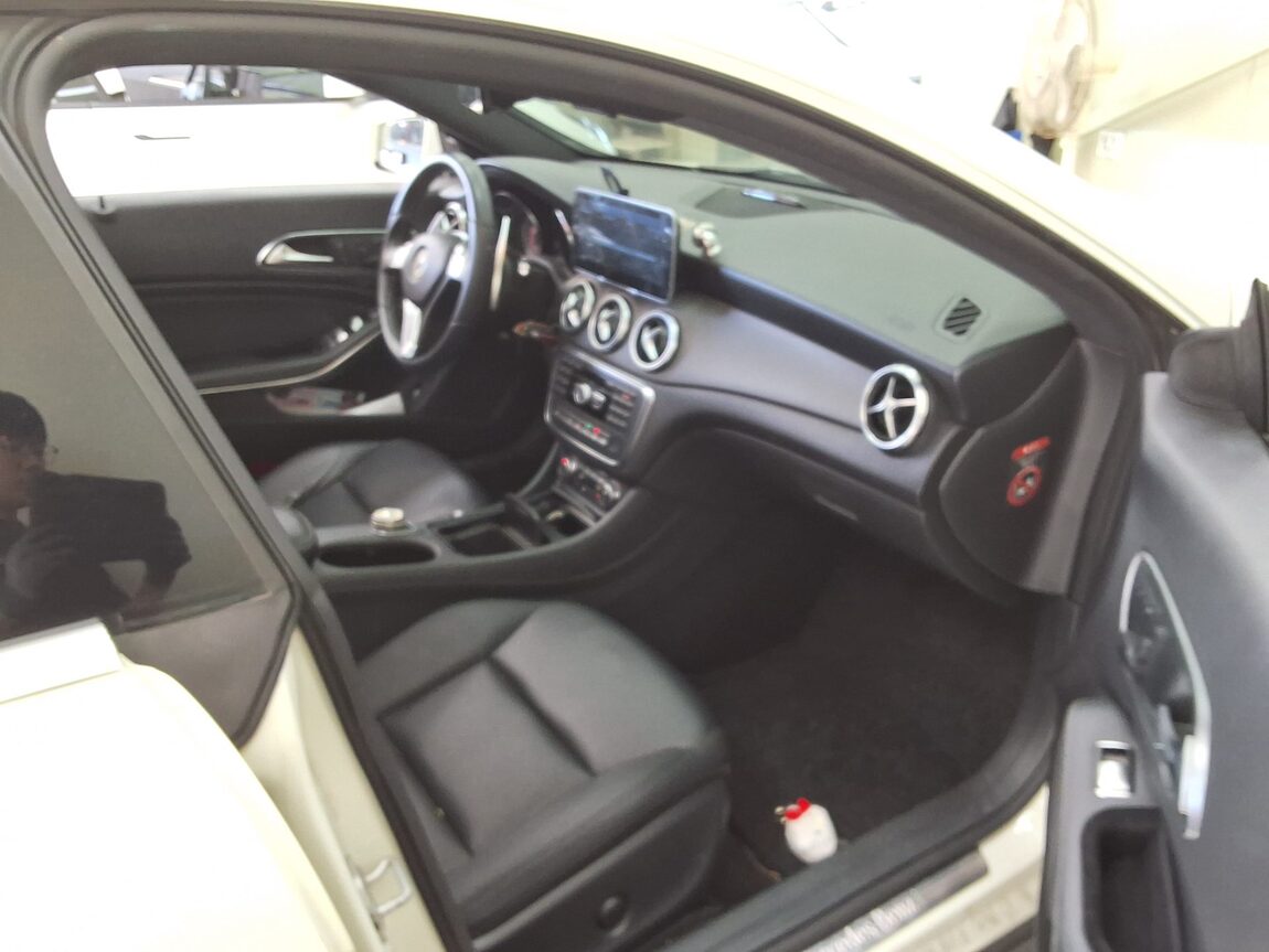 MERCEDES-BENZ CLA-CLASS CLA200 CDI 2014 - zdjęcie 15