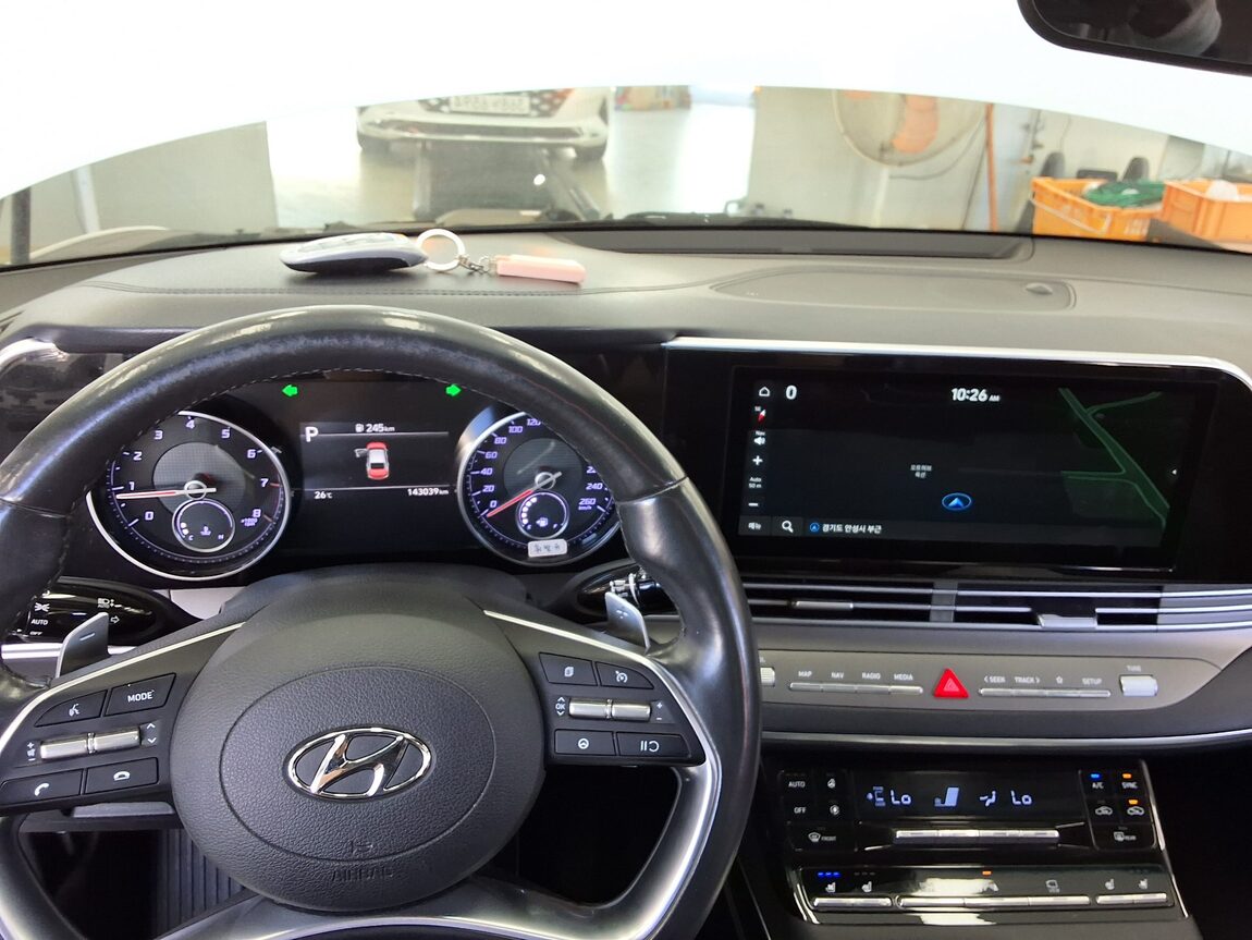HYUNDAI THE NEW GRANDEUR IG GASOLINE 2.5 PREMIUM 2022 - zdjęcie 18