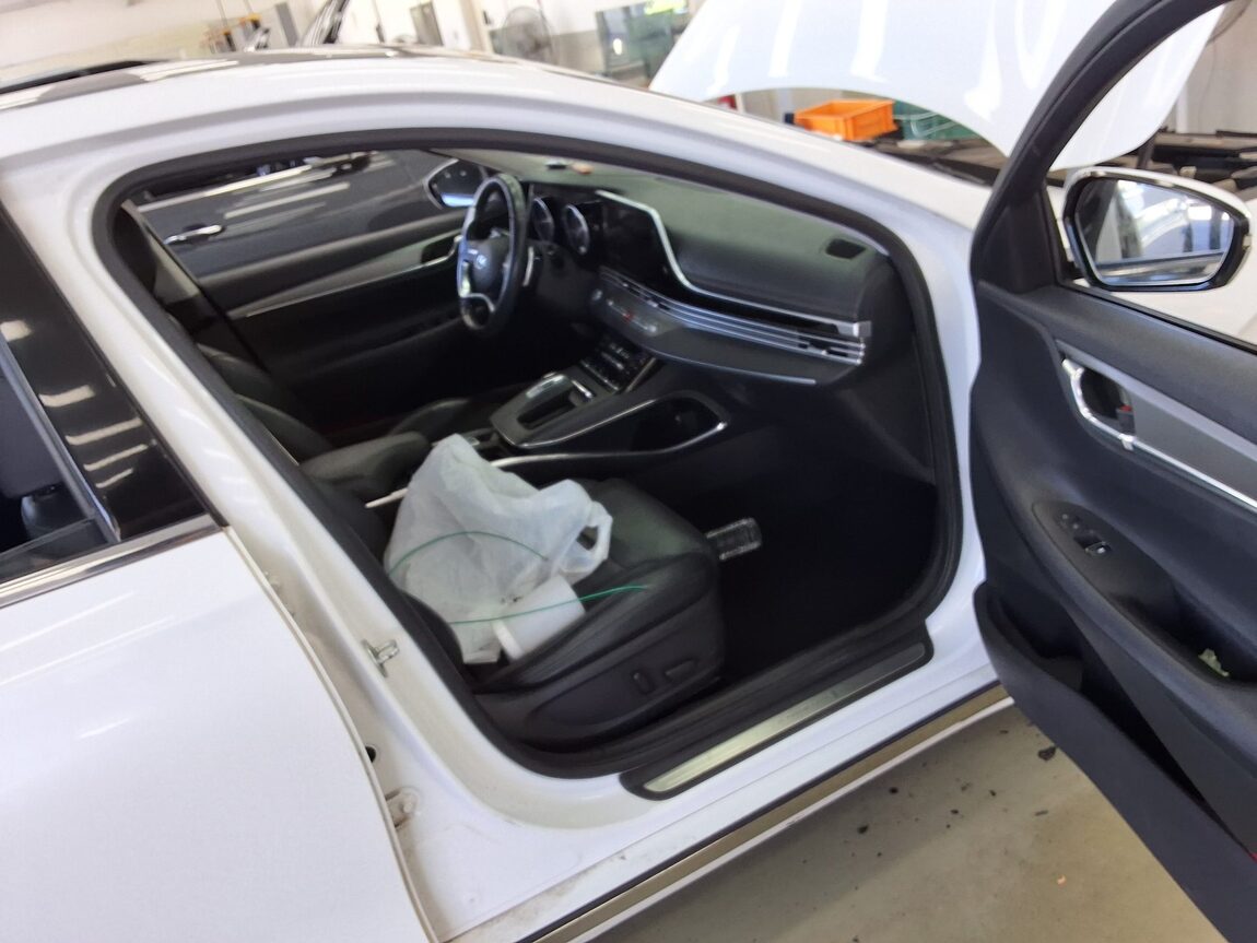 HYUNDAI THE NEW GRANDEUR IG GASOLINE 2.5 PREMIUM 2022 - zdjęcie 15