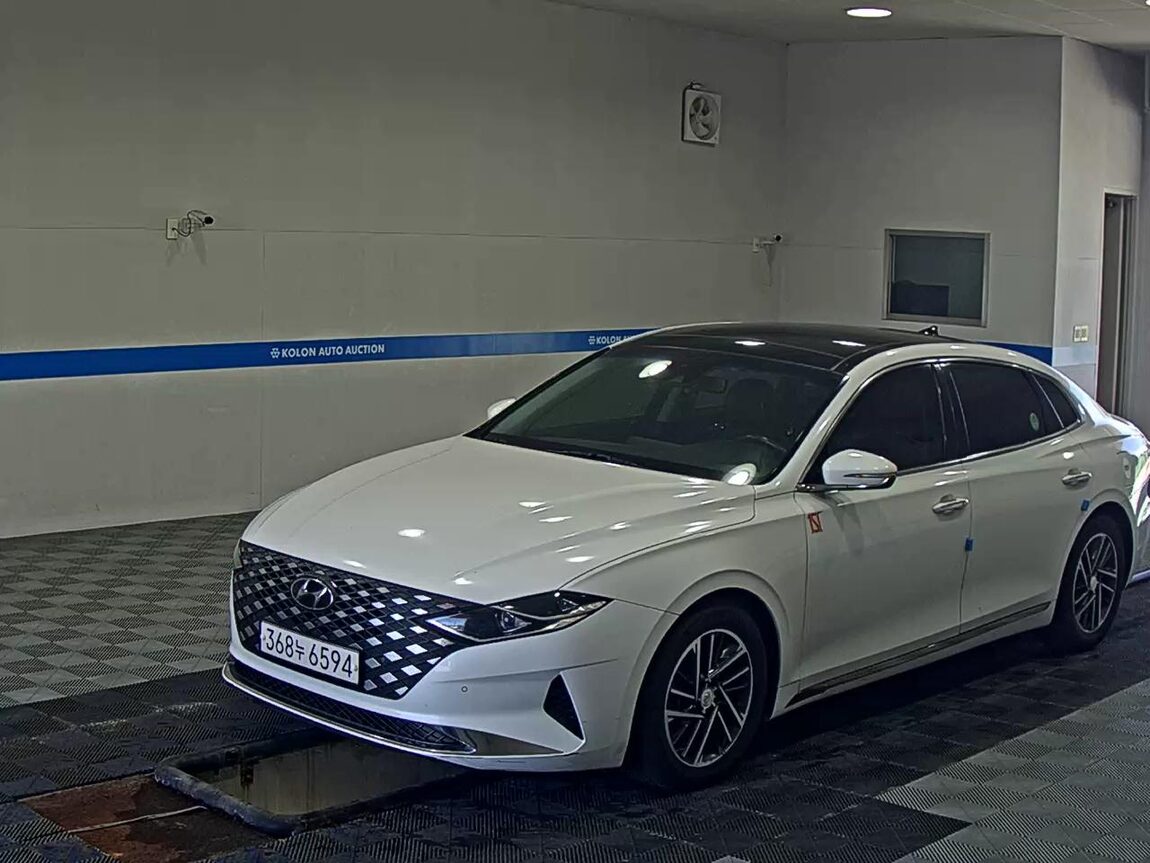 HYUNDAI THE NEW GRANDEUR IG GASOLINE 2.5 PREMIUM 2022 - zdjęcie 2