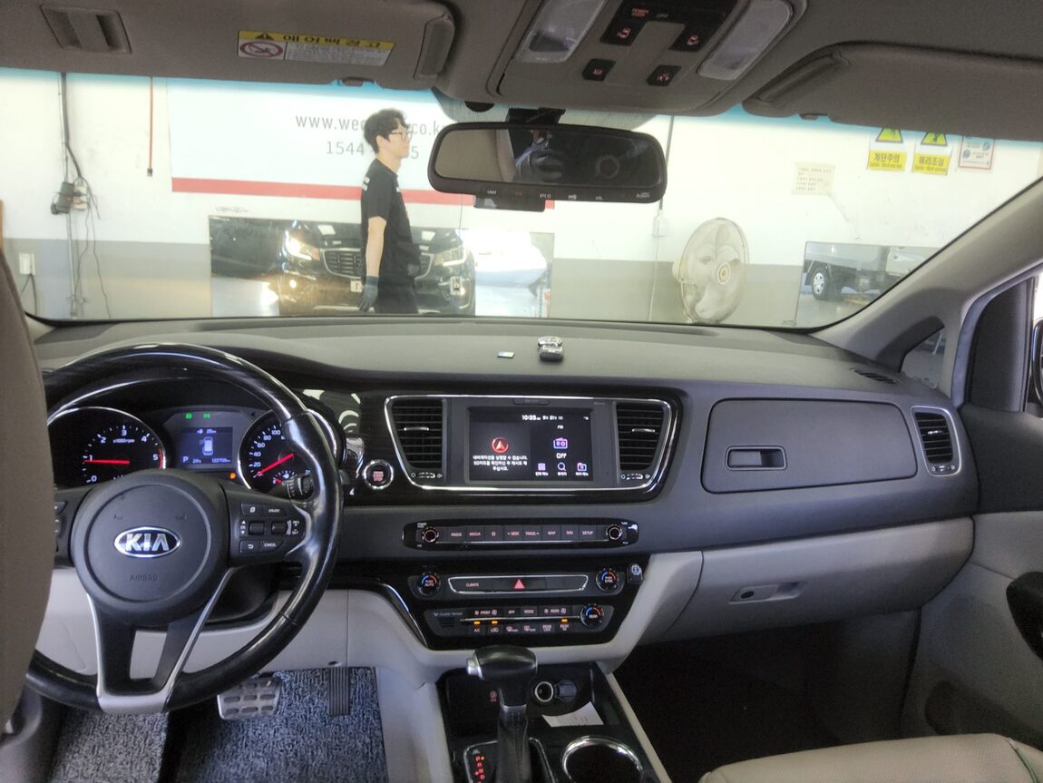 KIA THE NEW CARNIVAL 9-SEATER DIESEL PRESTIGE 2020 - zdjęcie 11