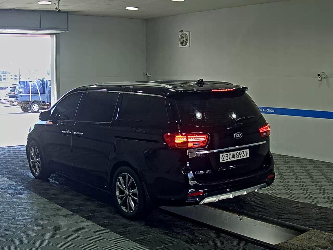 KIA THE NEW CARNIVAL 9-SEATER DIESEL PRESTIGE 2020 - zdjęcie 6