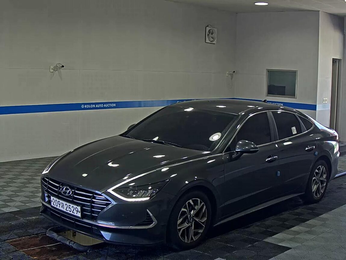 HYUNDAI SONATA (DN8) G2.0 PREMIUM FAMILY 2020 - zdjęcie 2