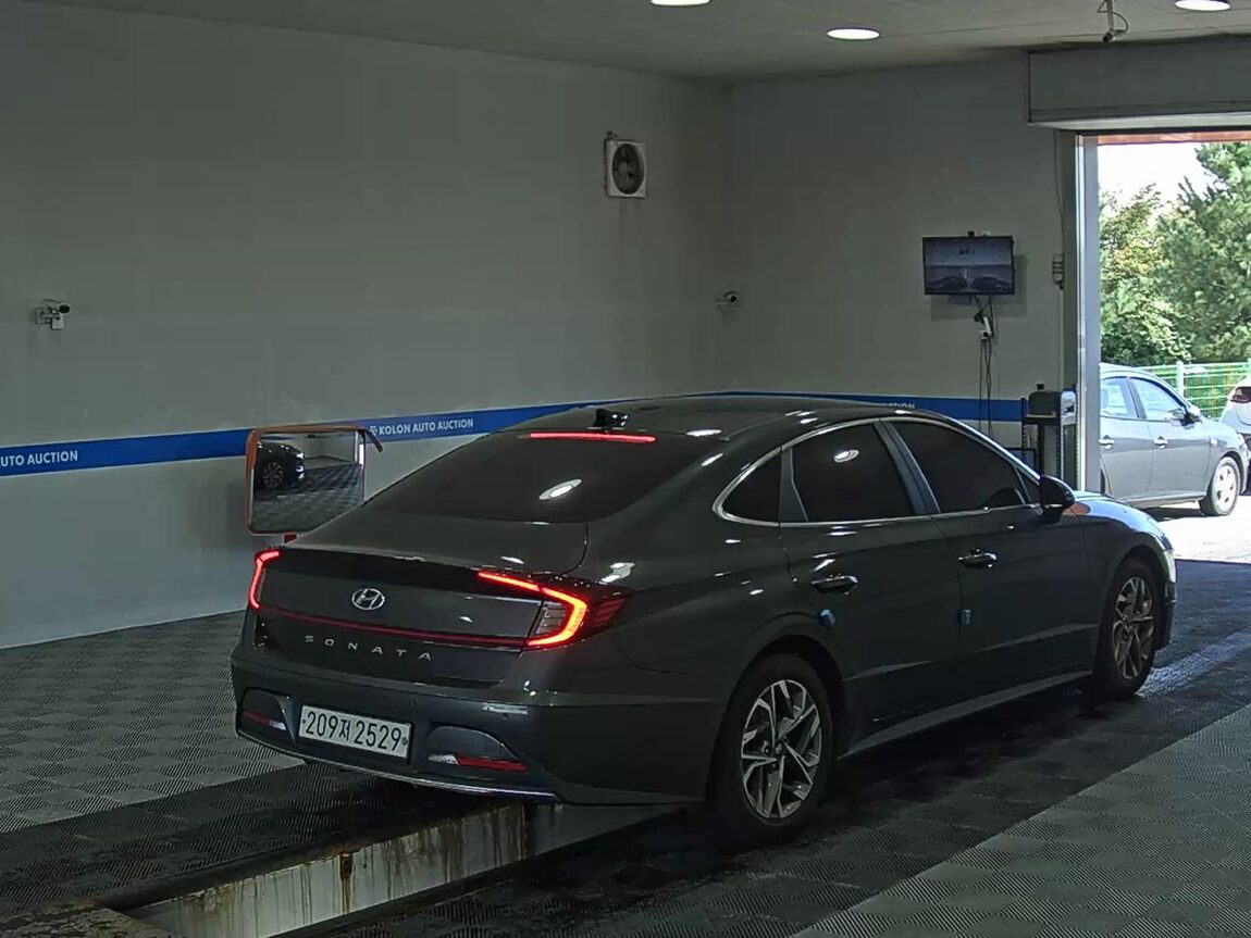 HYUNDAI SONATA (DN8) G2.0 PREMIUM FAMILY 2020 - zdjęcie 5