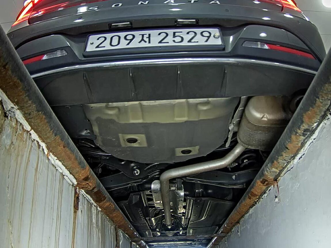 HYUNDAI SONATA (DN8) G2.0 PREMIUM FAMILY 2020 - zdjęcie 8