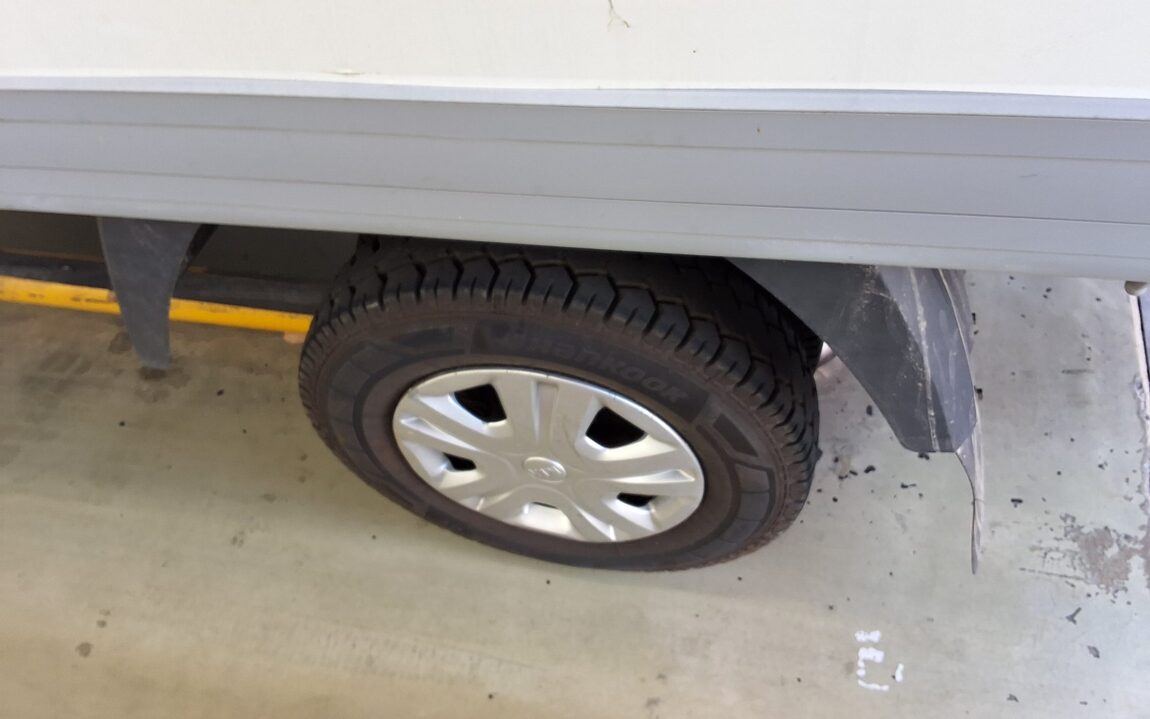 KIA BONGO III CARGO CRDi KING CAB EXTRA LONG WHEELBASE 2019 - zdjęcie 23