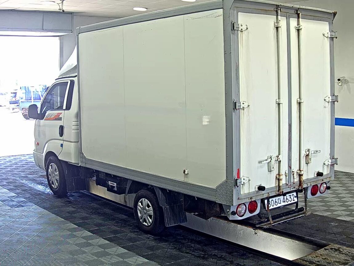 KIA BONGO III CARGO CRDi KING CAB EXTRA LONG WHEELBASE 2019 - zdjęcie 6
