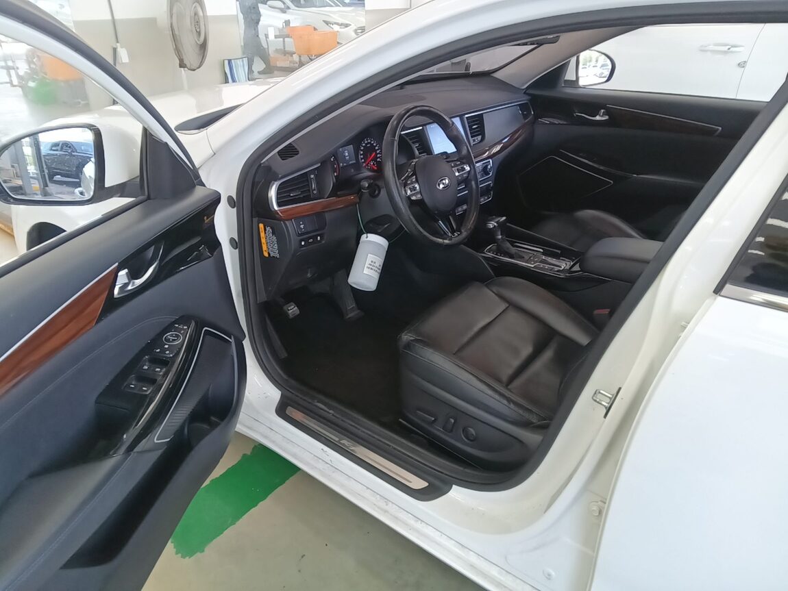 KIA ALL NEW K7 3.0 LPI RENTAL CAR LUXURY 2016 - zdjęcie 10