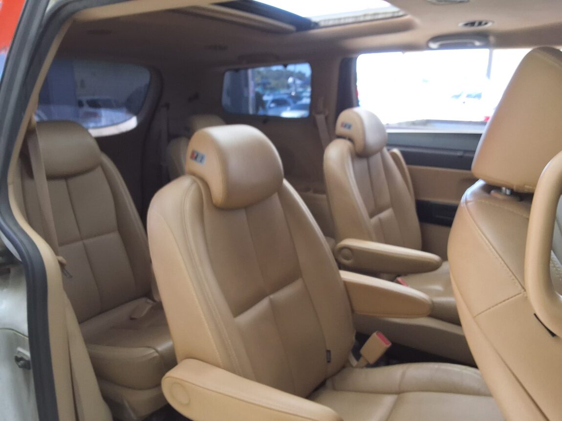 KIA ALL NEW CARNIVAL 9-SEATER DIESEL NOBLESSE 2015 - zdjęcie 14