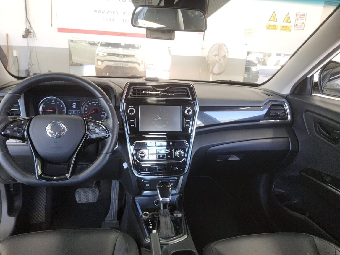 KG MOBILITY (SSANGYONG) VERY NEW TIVOLI 1.5 GASOLINE 2WD V3 2021 - zdjęcie 11