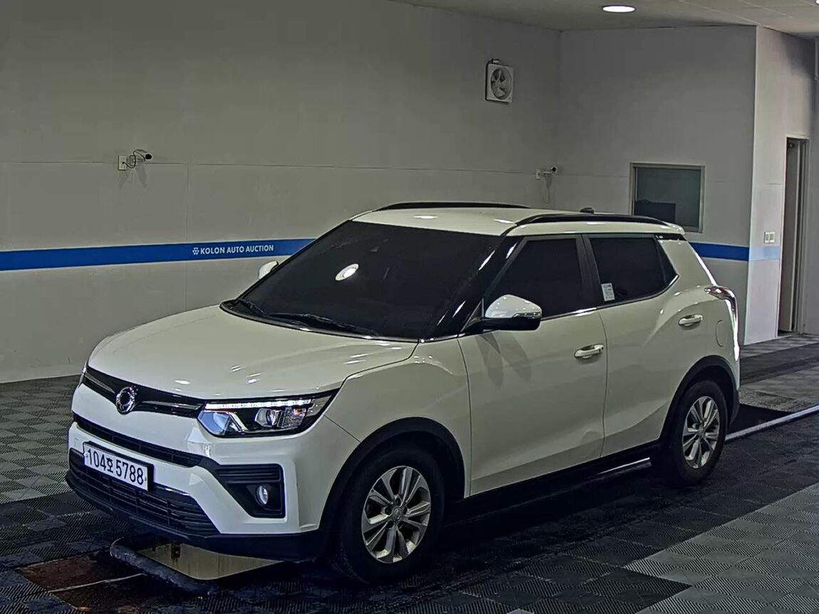 KG MOBILITY (SSANGYONG) VERY NEW TIVOLI 1.5 GASOLINE 2WD V3 2021 - zdjęcie 2