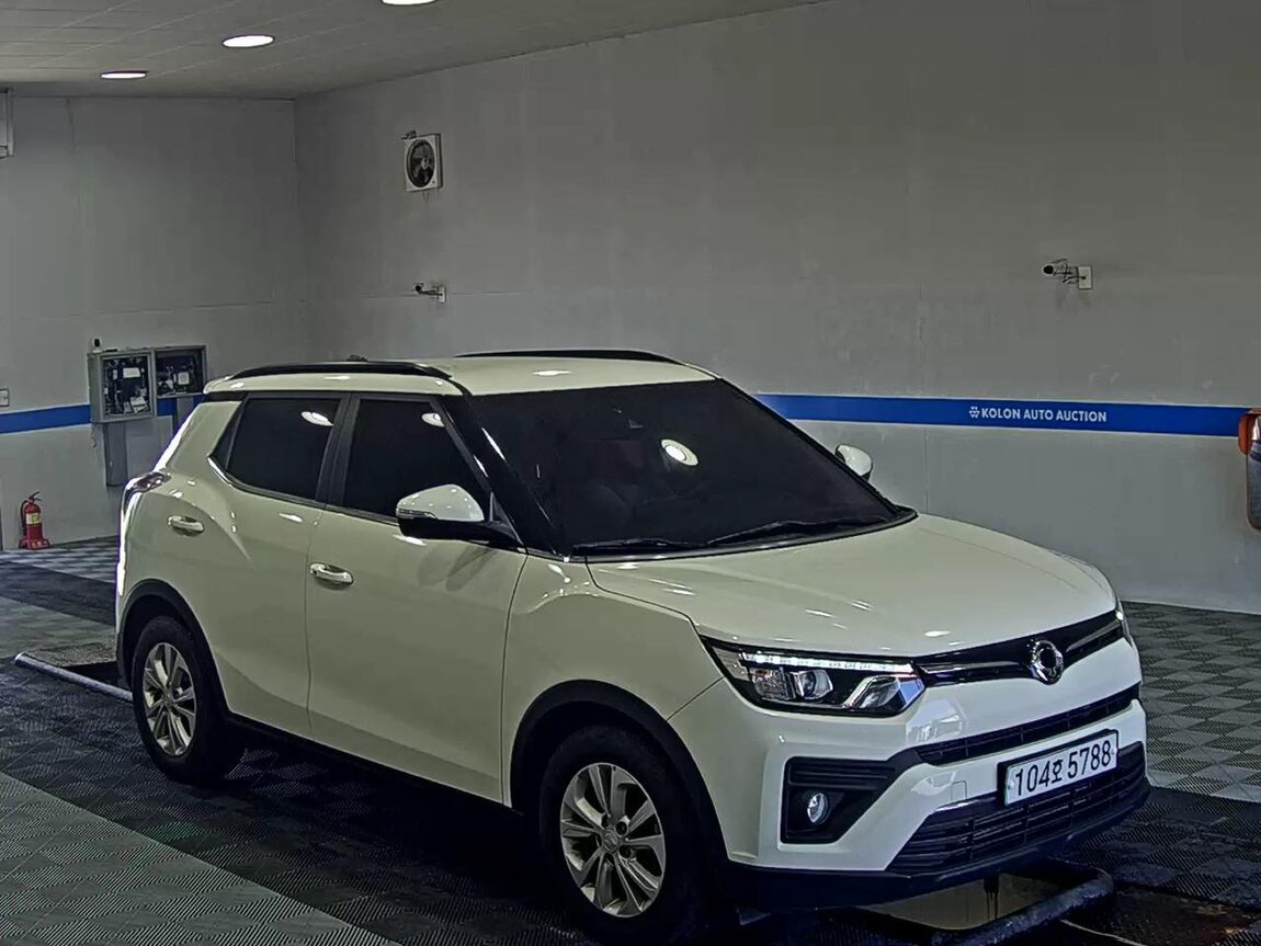 KG MOBILITY (SSANGYONG) VERY NEW TIVOLI 1.5 GASOLINE 2WD V3 2021 - zdjęcie 3