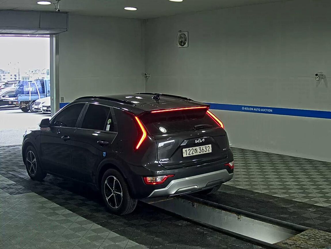 KIA THE ALL NEW NIRO 1.6 HEV TRENDY 2022 - zdjęcie 6