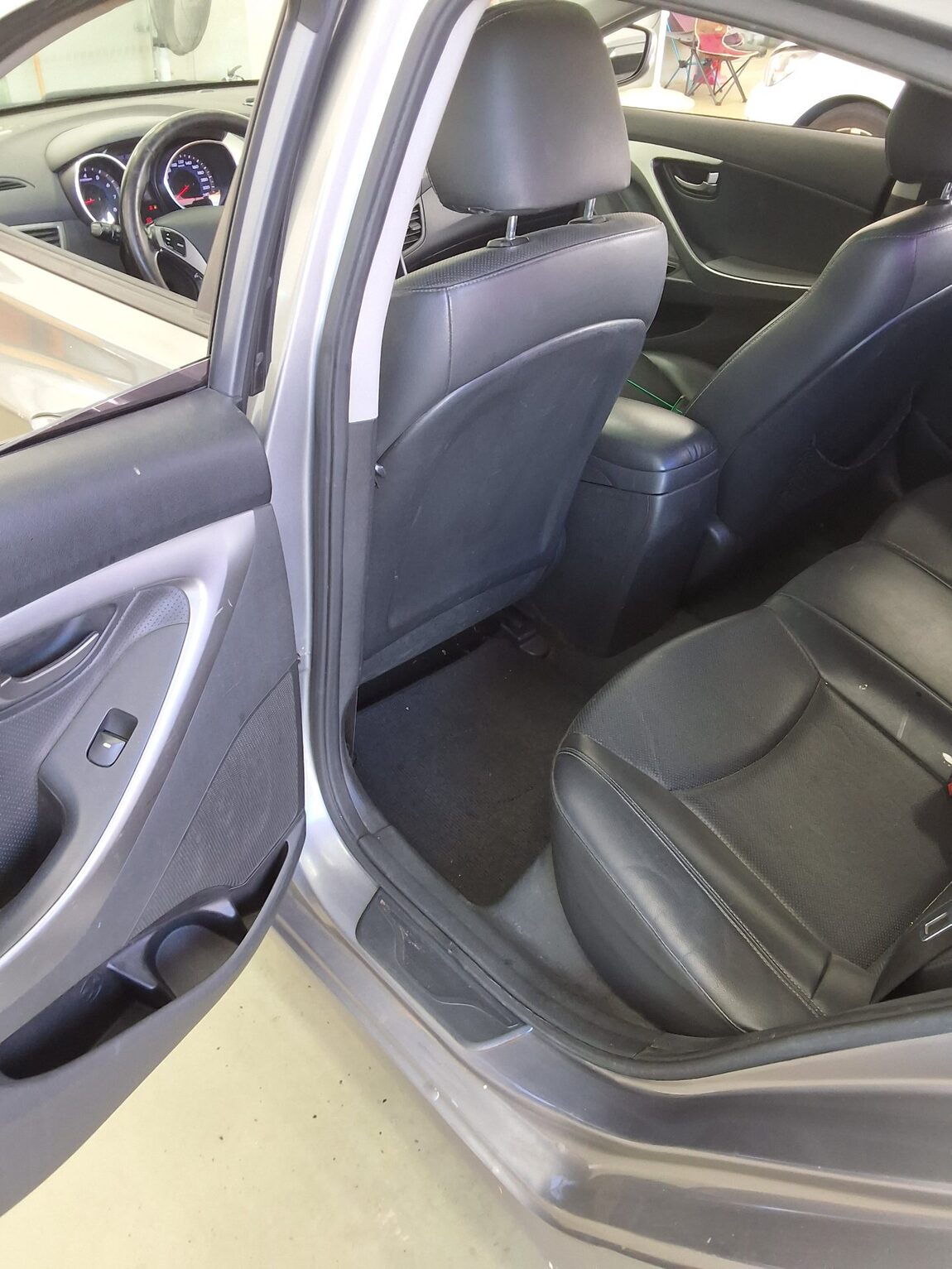 HYUNDAI AVANTE MD M16 GDi AVENUE 2014 - zdjęcie 12