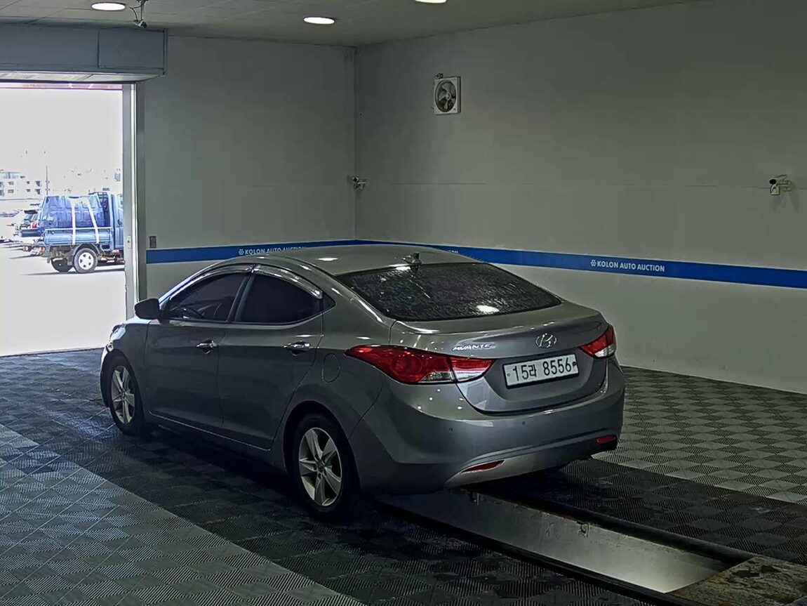 HYUNDAI AVANTE MD M16 GDi AVENUE 2014 - zdjęcie 6
