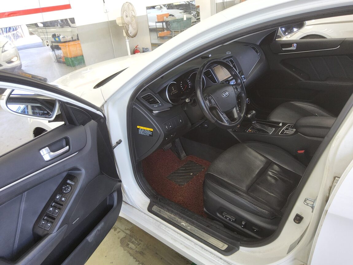 KIA K7 PRESTIGE 2.4 GDI PRESTIGE 2013 - zdjęcie 10