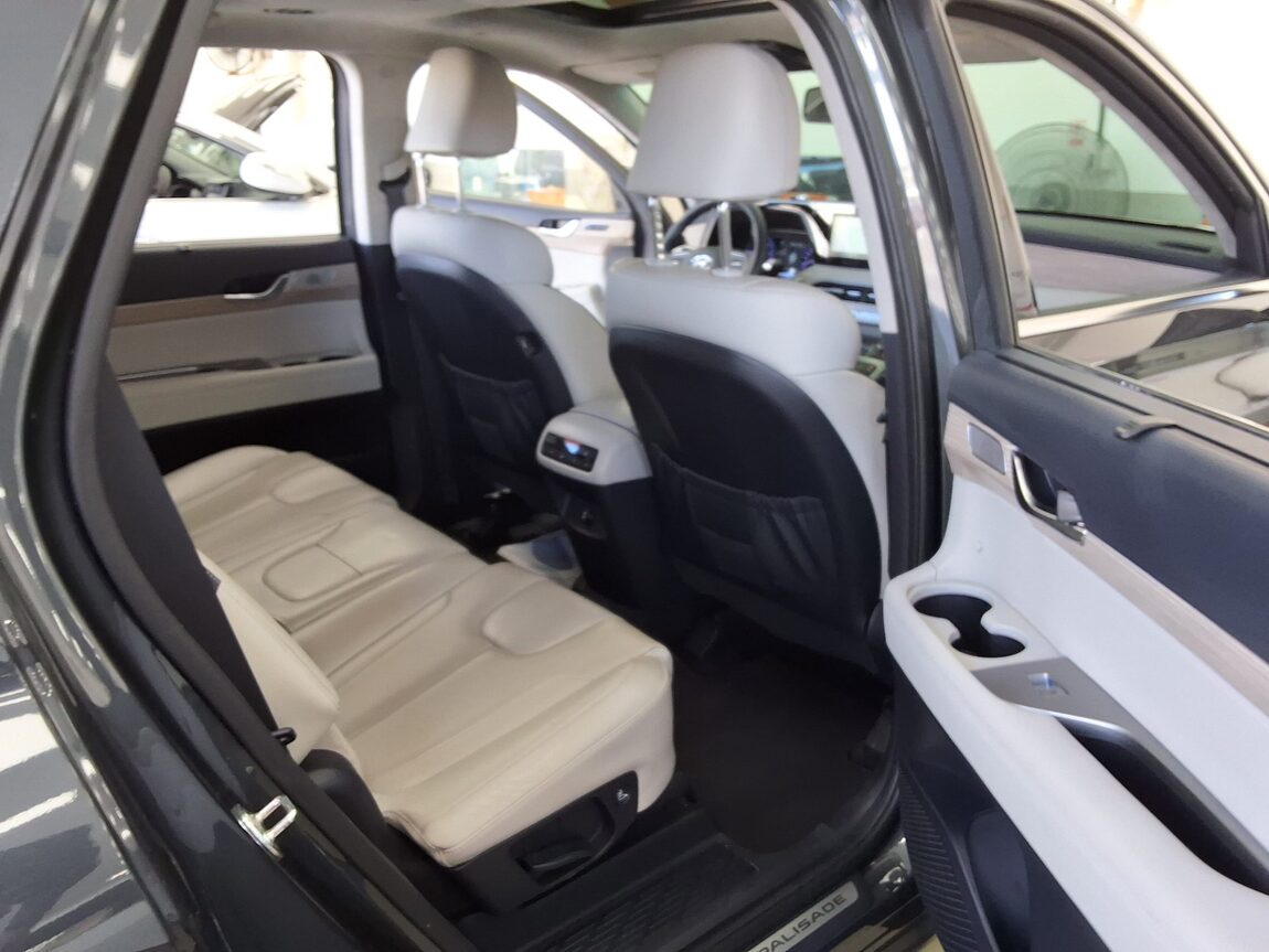 HYUNDAI PALISADE 2.2 DIESEL AWD PRESTIGE 2019 - zdjęcie 18