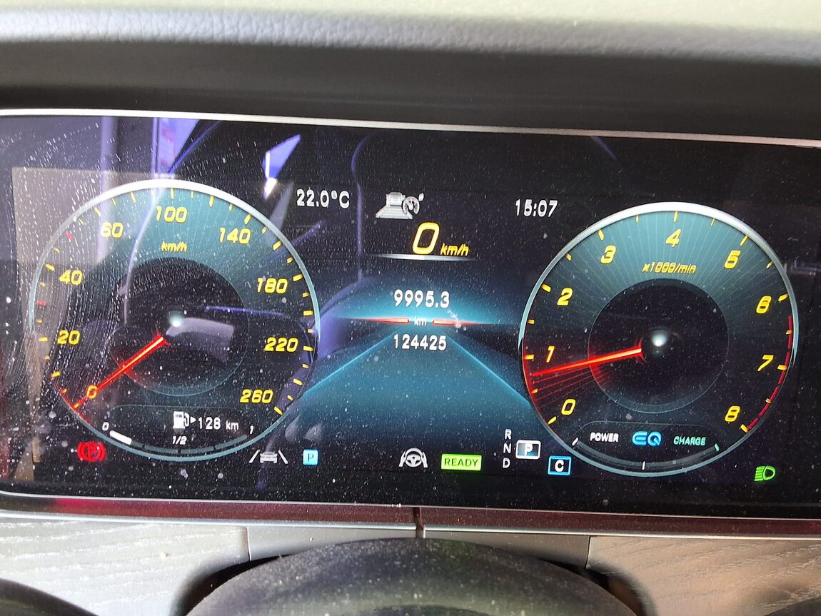 MERCEDES-BENZ E-CLASS (5TH GEN) E350 4MATIC AVANTGARDE 2022 - zdjęcie 10