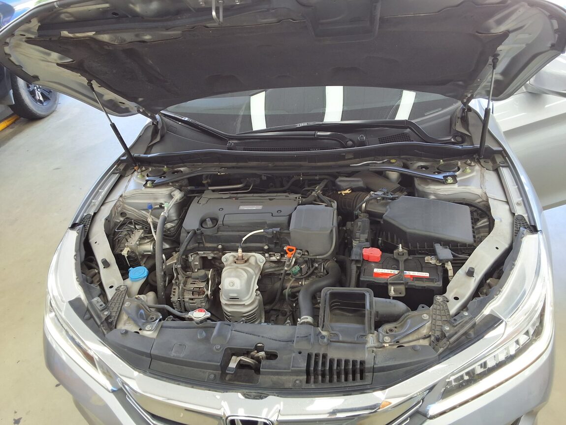 HONDA ACCORD (9TH GEN) 2.4 EX-L 2017 - zdjęcie 21