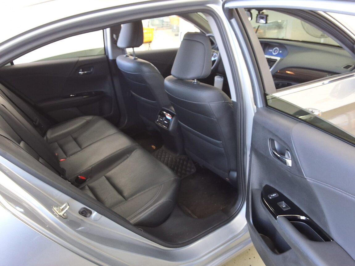 HONDA ACCORD (9TH GEN) 2.4 EX-L 2017 - zdjęcie 14