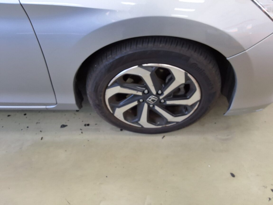 HONDA ACCORD (9TH GEN) 2.4 EX-L 2017 - zdjęcie 25