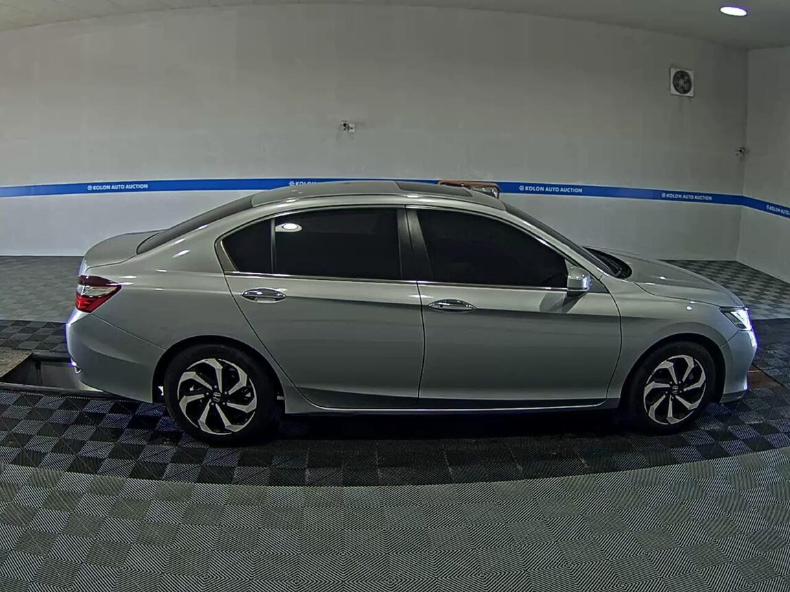HONDA ACCORD (9TH GEN) 2.4 EX-L 2017 - zdjęcie 4