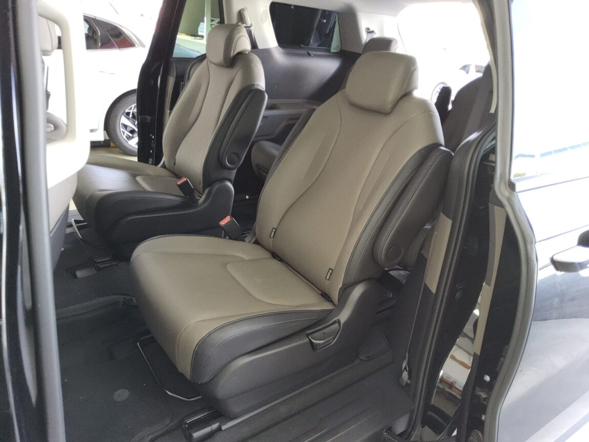 KIA THE NEW CARNIVAL HYBRID (KA4) 1.6 HEV 9-SEATER NOBLESSE 2025 - zdjęcie 12