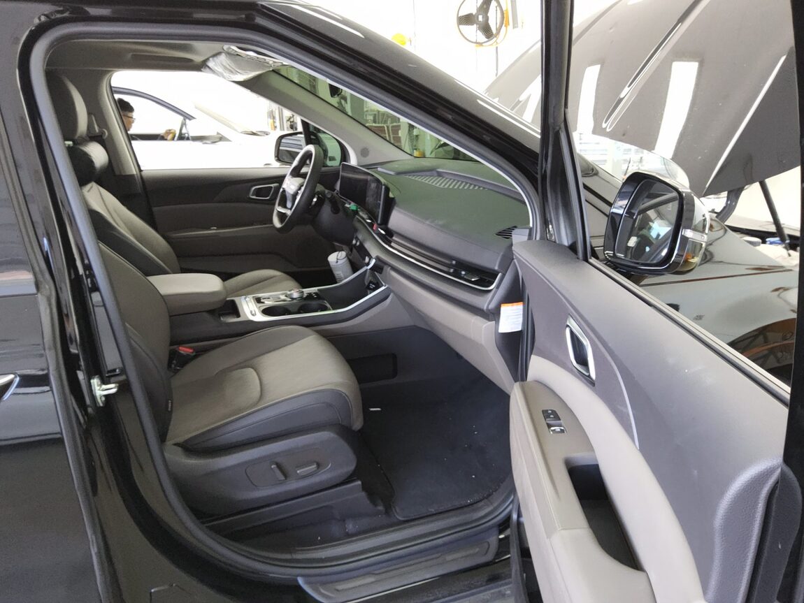 KIA THE NEW CARNIVAL HYBRID (KA4) 1.6 HEV 9-SEATER NOBLESSE 2025 - zdjęcie 14