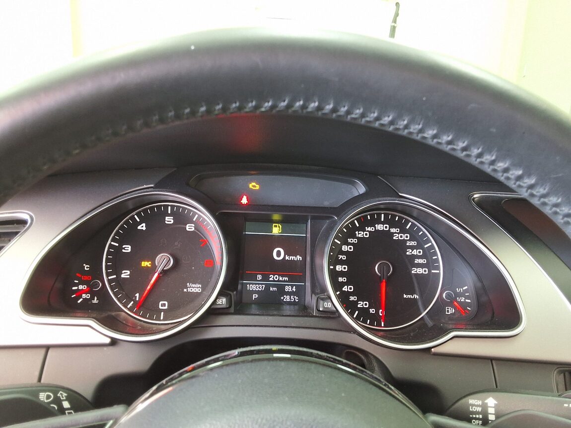 AUDI A5 2.0 TFSI QUATTRO COUPE 2013 - zdjęcie 10