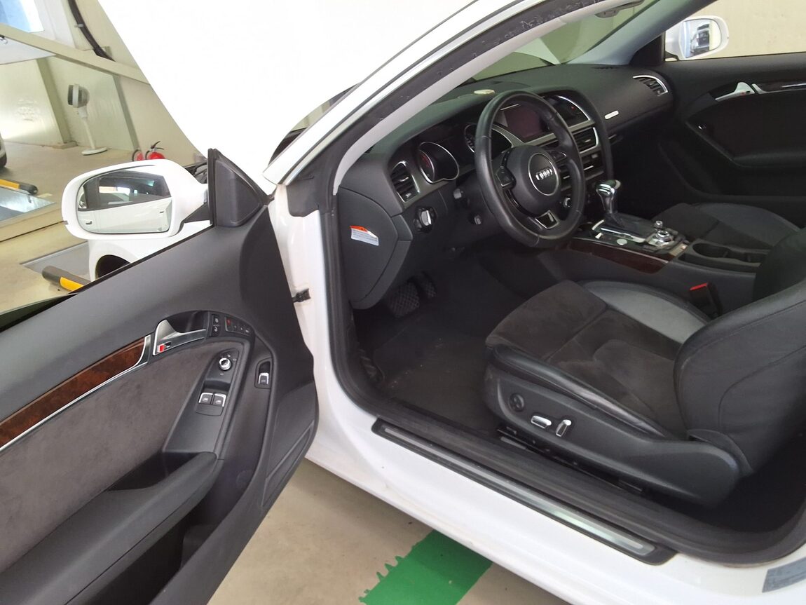 AUDI A5 2.0 TFSI QUATTRO COUPE 2013 - zdjęcie 11