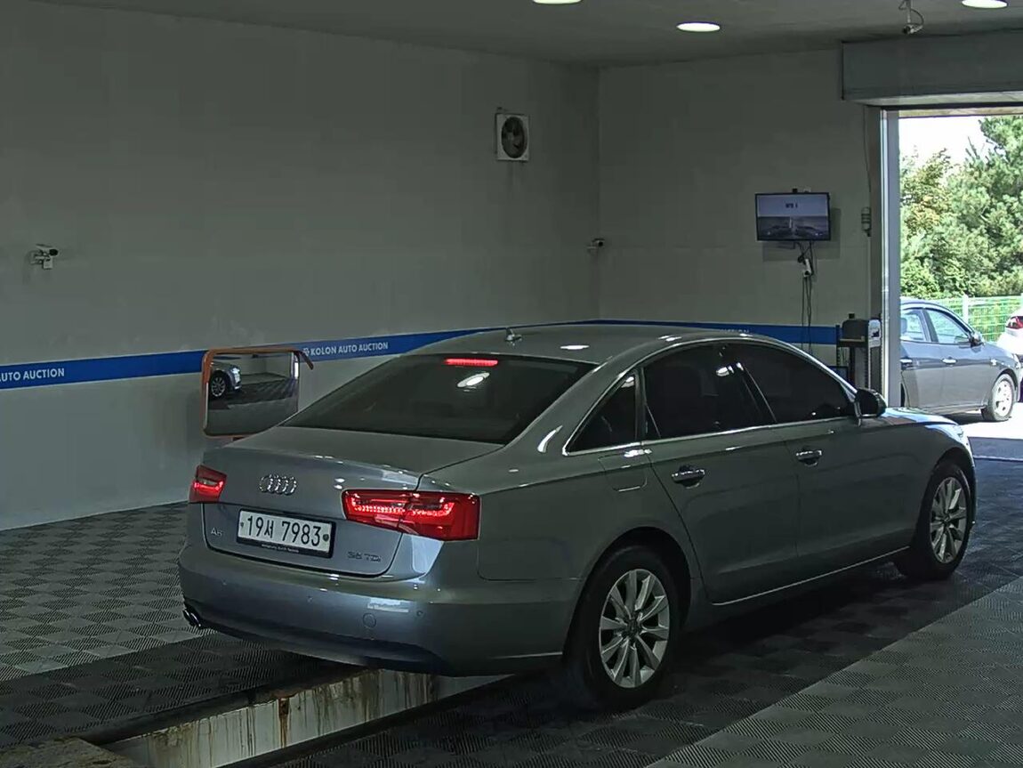AUDI A6 (4TH GEN) 35 TDI 2015 - zdjęcie 5