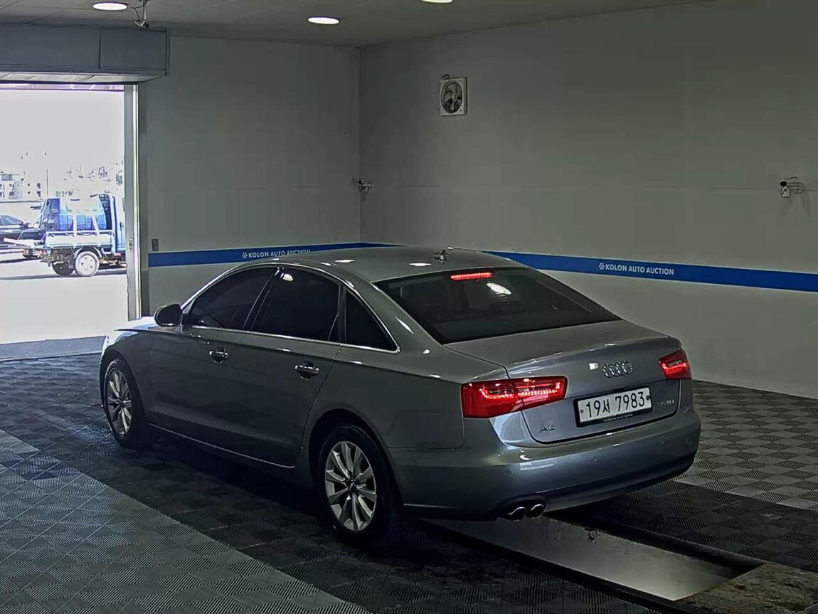 AUDI A6 (4TH GEN) 35 TDI 2015 - zdjęcie 6
