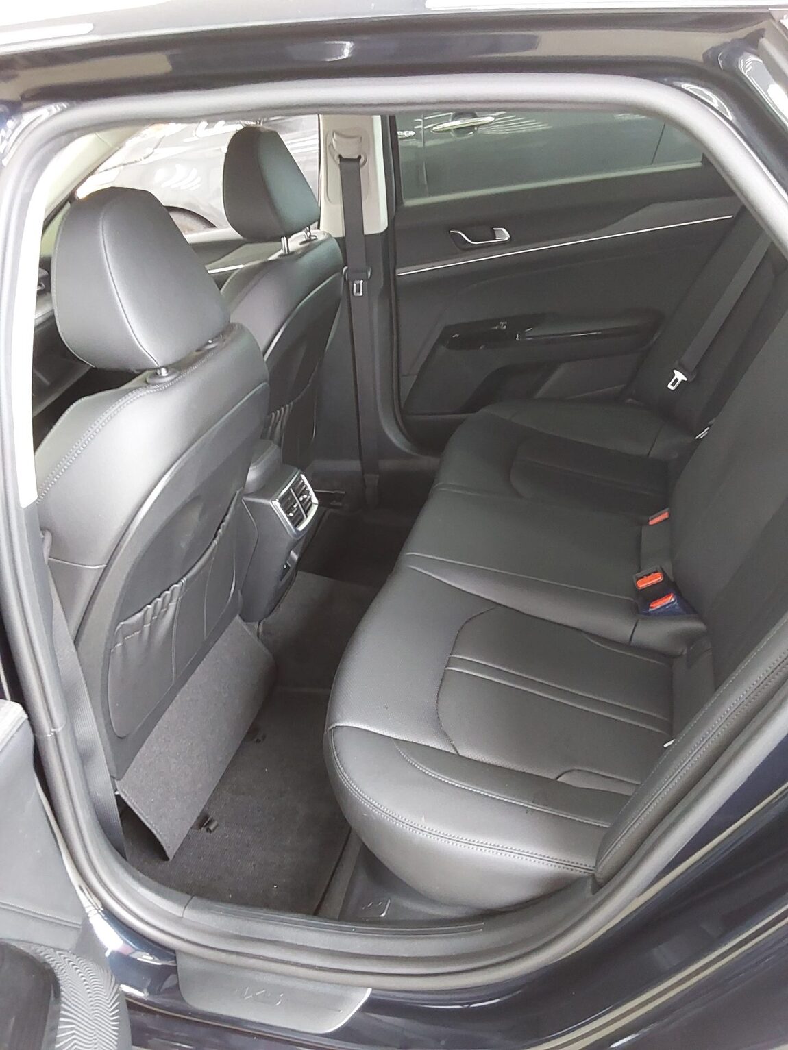 KIA THE NEW K5 HYBRID (DL3) 2.0 HEV NOBLESSE 2024 - zdjęcie 12