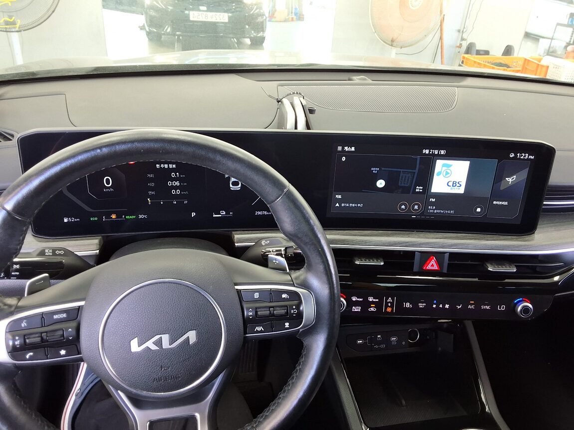 KIA THE NEW K5 HYBRID (DL3) 2.0 HEV NOBLESSE 2024 - zdjęcie 18