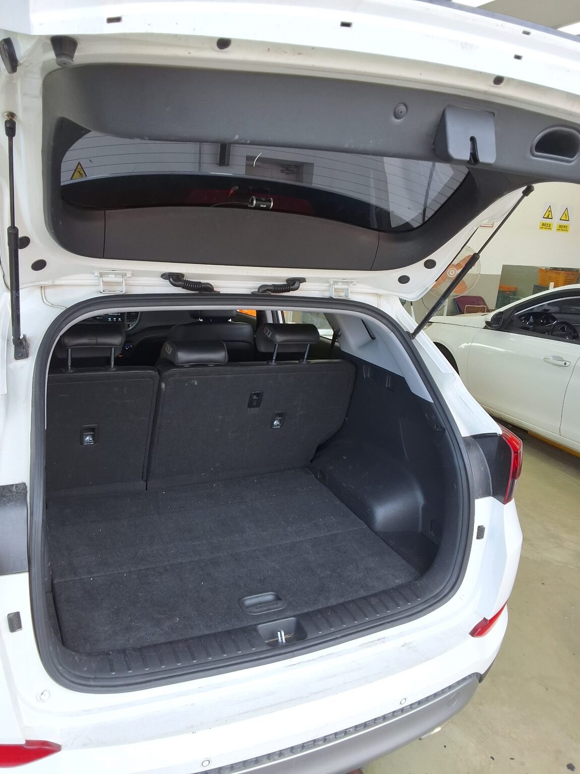 HYUNDAI ALL NEW TUCSON DIESEL 1.7 2WD PREMIUM 2018 - zdjęcie 15
