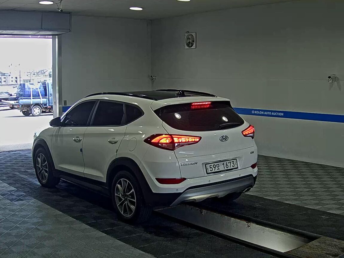 HYUNDAI ALL NEW TUCSON DIESEL 1.7 2WD PREMIUM 2018 - zdjęcie 6
