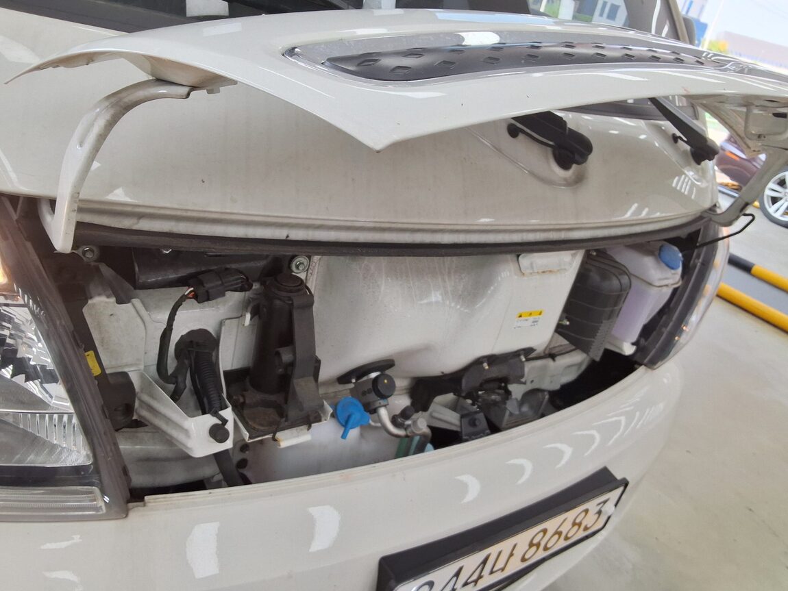 KIA THE NEW BONGO III CARGO REFRIGERATED BOX TRUCK LPI PLUS MODEL 2025 - zdjęcie 17