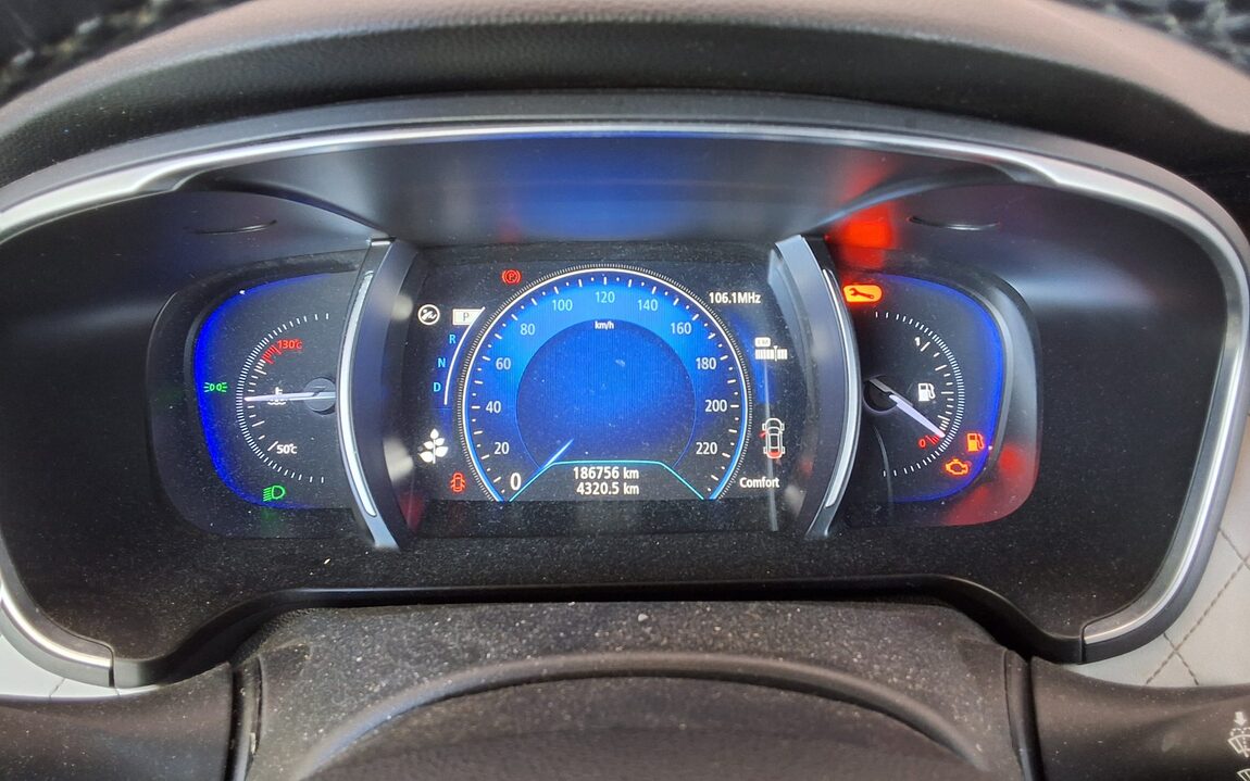 RENAULT (SAMSUNG) SM6 2.0 GDe RE 2016 - zdjęcie 9