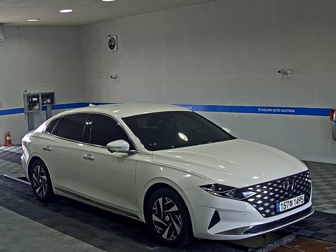 HYUNDAI THE NEW GRANDEUR IG HYBRID 2.4 HEV LE BLANC 2022 - zdjęcie 3
