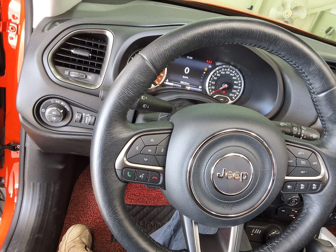 JEEP RENEGADE 2.4 GASOLINE AWD LIMITED 2021 - zdjęcie 23