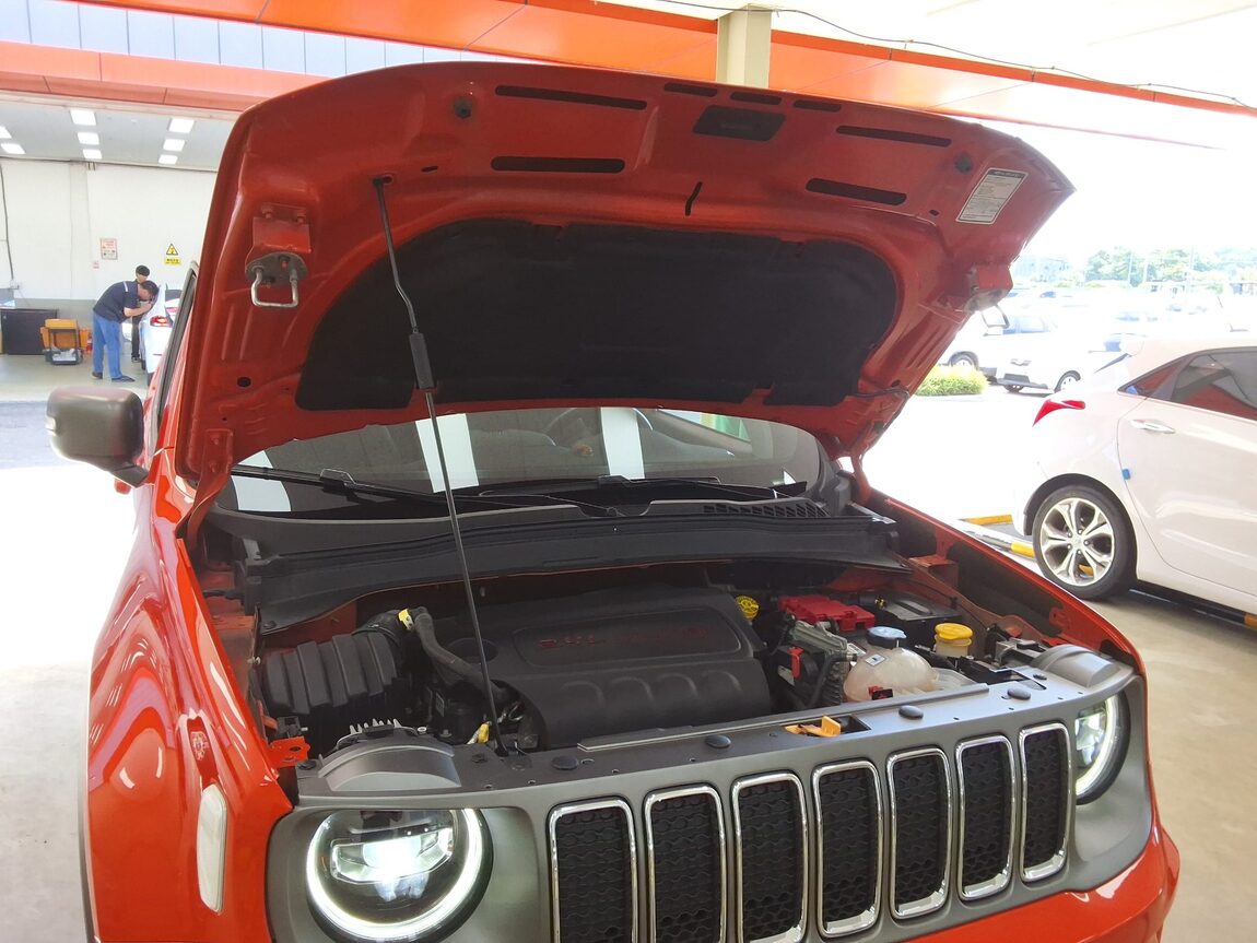 JEEP RENEGADE 2.4 GASOLINE AWD LIMITED 2021 - zdjęcie 18