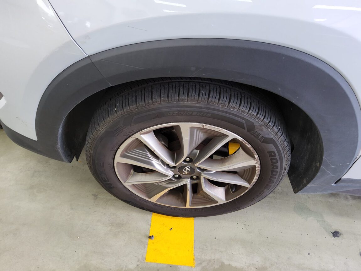 HYUNDAI ALL NEW TUCSON DIESEL 1.7 2WD MODERN 2018 - zdjęcie 20