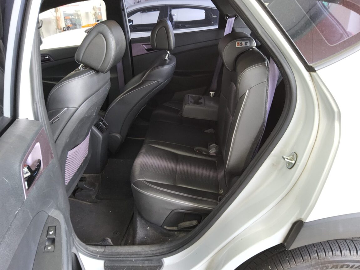 HYUNDAI ALL NEW TUCSON DIESEL 1.7 2WD MODERN 2018 - zdjęcie 12